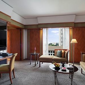 Suite Club Deluxe con Cama King